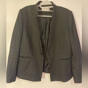 EUC Tahari chevron pattern blazer size 12